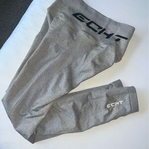ECHT Grey scrunch leggings